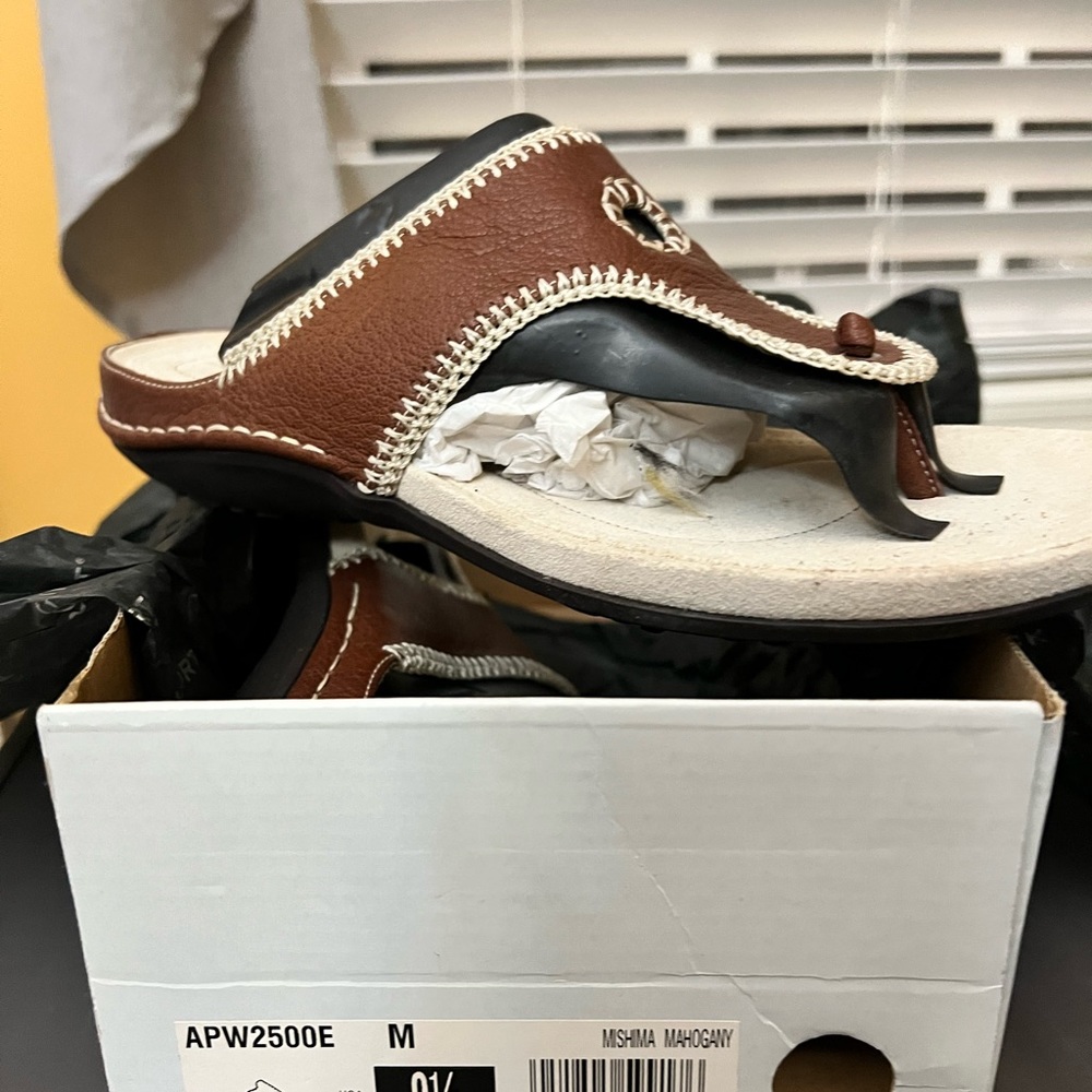 Brand New Rockport Sandals